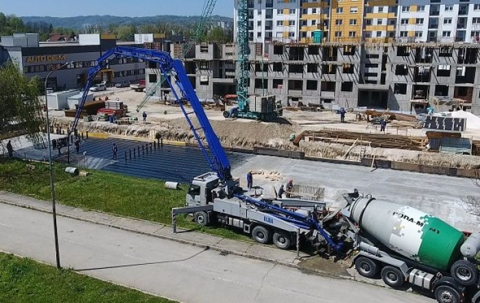 FOTO: Dobojski Info | OGLAS ZA POSAO: &quot;Proda-mont&quot; zapošljava više građevinskih radnika