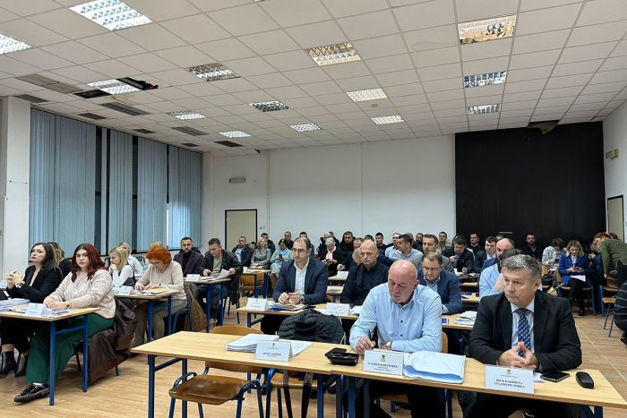 FOTO: Sanja Čakarević | DOBOJ: Za vlast budžet razvojni, za opoziciju potrošački