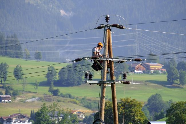 FOTO: Dobojski Info | Radnici „Elektroprivrede RS“ opet traže veće plate