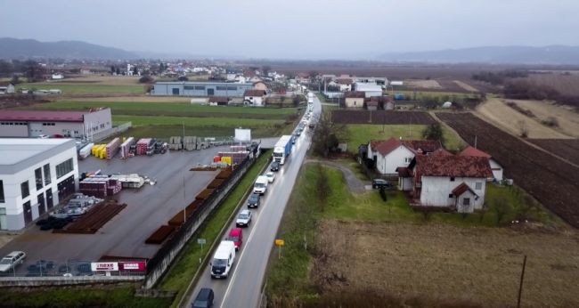 FOTO: L.D. Antikorupcija | LJUDI MOJI, PA JE LI OVO MOGUĆE: Ni kružni tok ne znamo napraviti