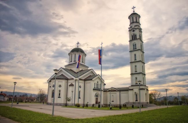 DOBOJ: Svečana akademija povodom slave hrama Rođenja Presvete Bogorodice i godišnjice organizacije "Svi za Kosmet"