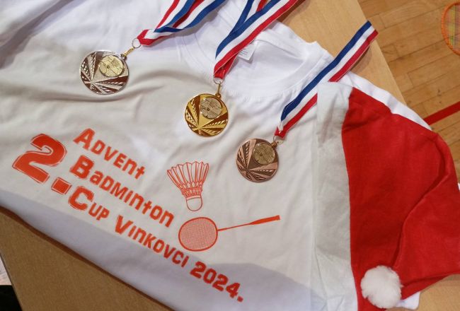 FOTO: Dobojski Info | DRUGI ADVENT BADMINTON KUP: Triumf sportskog duha i uspjeh Badminton kluba &quot;Sertini&quot; Doboj