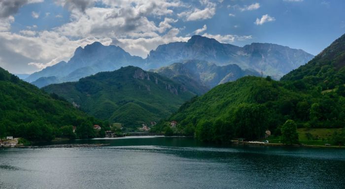 FOTO: Dobojski Info | VRIJEME: Danas pretežno sunčano uz malu do umjerenu oblačnost