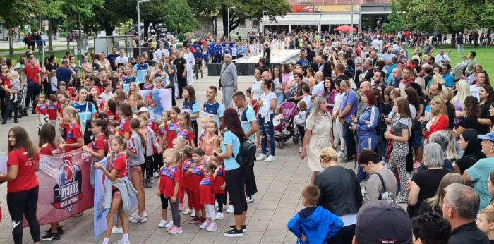 FOTO: Dobojski Info | DOBOJ: Održana &quot;Parada sporta&quot;