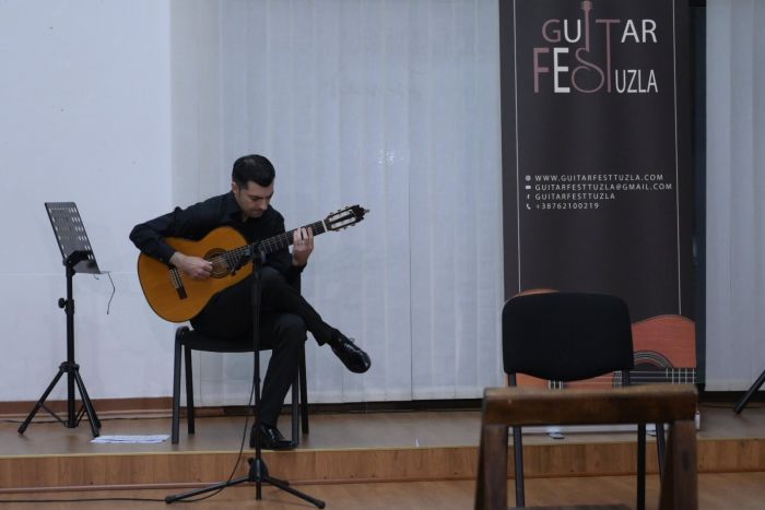 FOTO: Dobojski Info | Sutra počinje drugi internacionalni festival klasične gitare “Guitar Fest” Tuzla