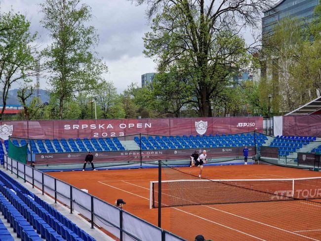 DOBOJSKI INFO & SRPSKA OPEN: Kiša i hladno vrijeme protiv tenisera i publike