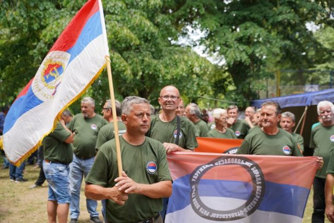 FOTO: Dobojski Info | Odlikovani borci još čekaju svoje naknade