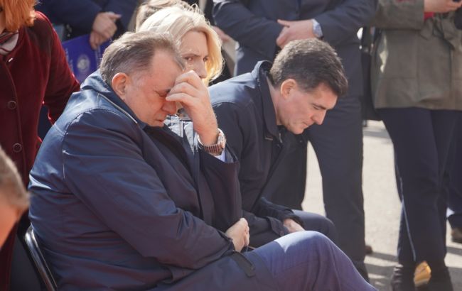 FOTO: Dobojski Info | DODIK I NOVAC OD STRANACA: Hipokrizija u politici ili kad pravila nisu ista za sve