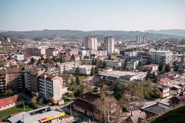 ZA PRAVDU I RED — LISTA NEBOJŠE VUKANOVIĆA U DOBOJU: ZELENE POVRŠINE U VLASNIŠTVO ZGRADA/ZEV-A!