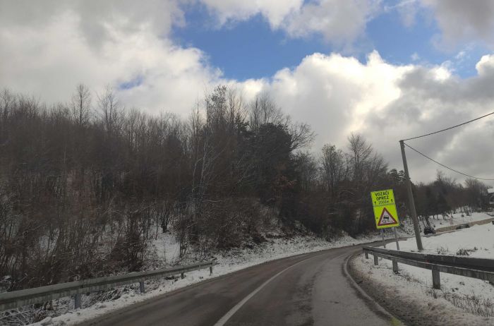 FOTO: Dobojski Info | PUTEVI: Kolovoz klizav na većini putnih pravaca