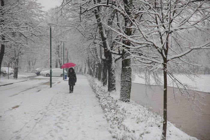 FOTO: Dobojski Info | VRIJEME: Hladno i dalje, slab snijeg na istoku