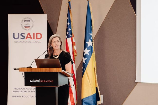 Bivša administratorica USAID-a Samatha Power u posjeti BiH (Foto: Facebook)