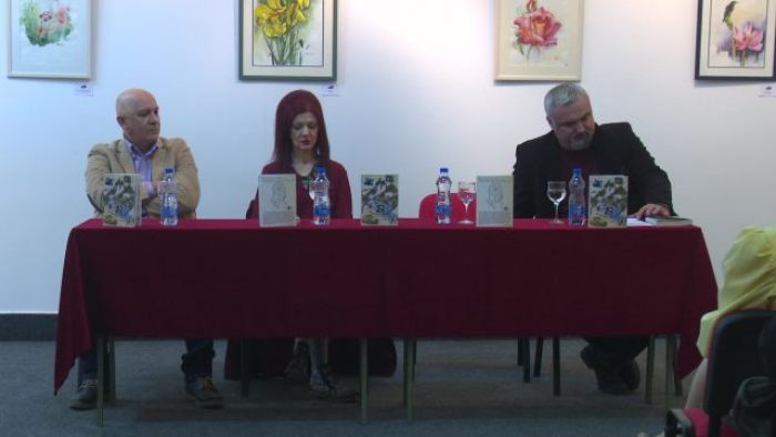 FOTO: RTV Doboj | DOBOJ: Održana promocija romana „23 O snovima i legendama” Predraga Bojinovića