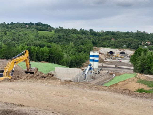 "DOBOJSKA OBILAZNICA", DIO AUTOPUTA NA KORIDORU Vc: Grade se dva tunela, usjek i viadukt. (FOTO) (VIDEO)