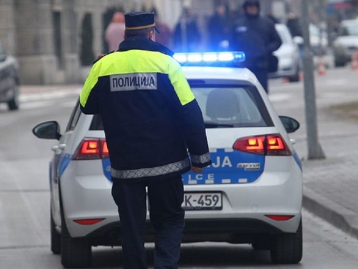 FOTO: Dobojski Info | AKCIJA POLICIJSKE UPRAVE DOBOJ: Isključeno 40 vozila iz saobraćaja