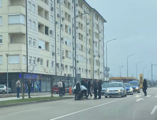 FOTO: Dobojski Info | DOBOJ: Pješak zadobio lake tjelesne povrede