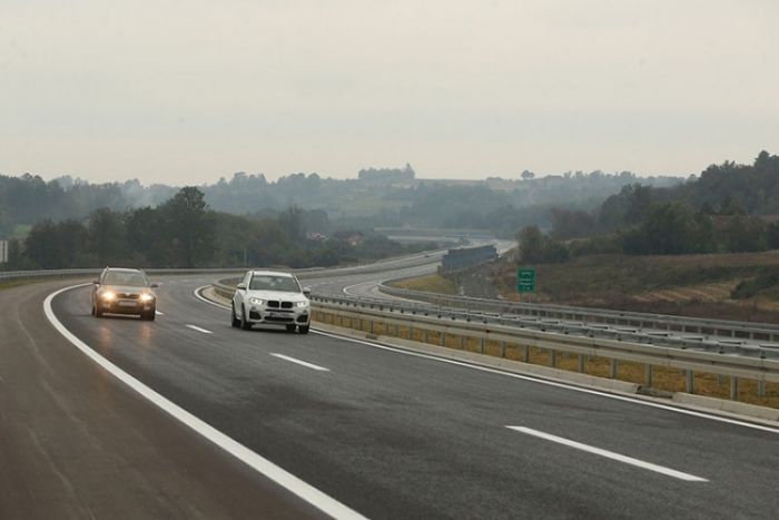 PUTEVI: Saobraćaj slabijeg intenziteta, nema čekanja ni na graničnim prelazima