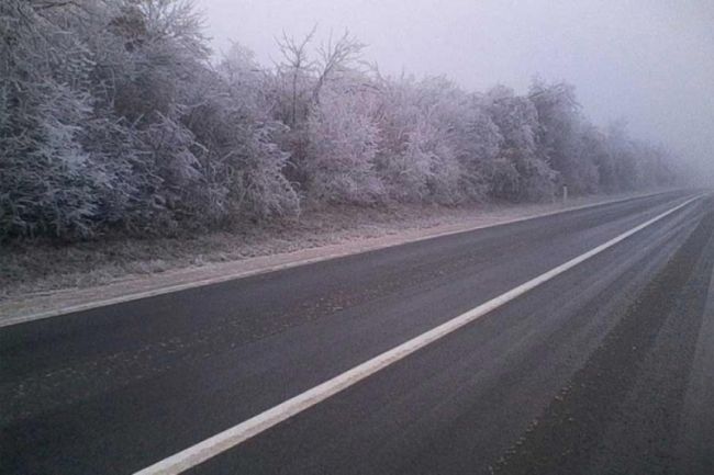 FOTO: Dobojski Info | PUTEVI: Mjestimično vlažni kolovozi, poledica u višim predjelima