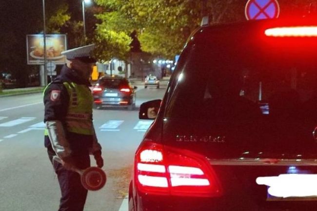 FOTO: Dobojski Info | DOBOJ: Četiri vozača uhapšena zbog odbijanja testa na drogu